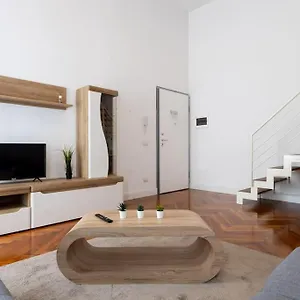 https://loft2-via-morosini-centro-varese-ixihome.it-lombardy.com